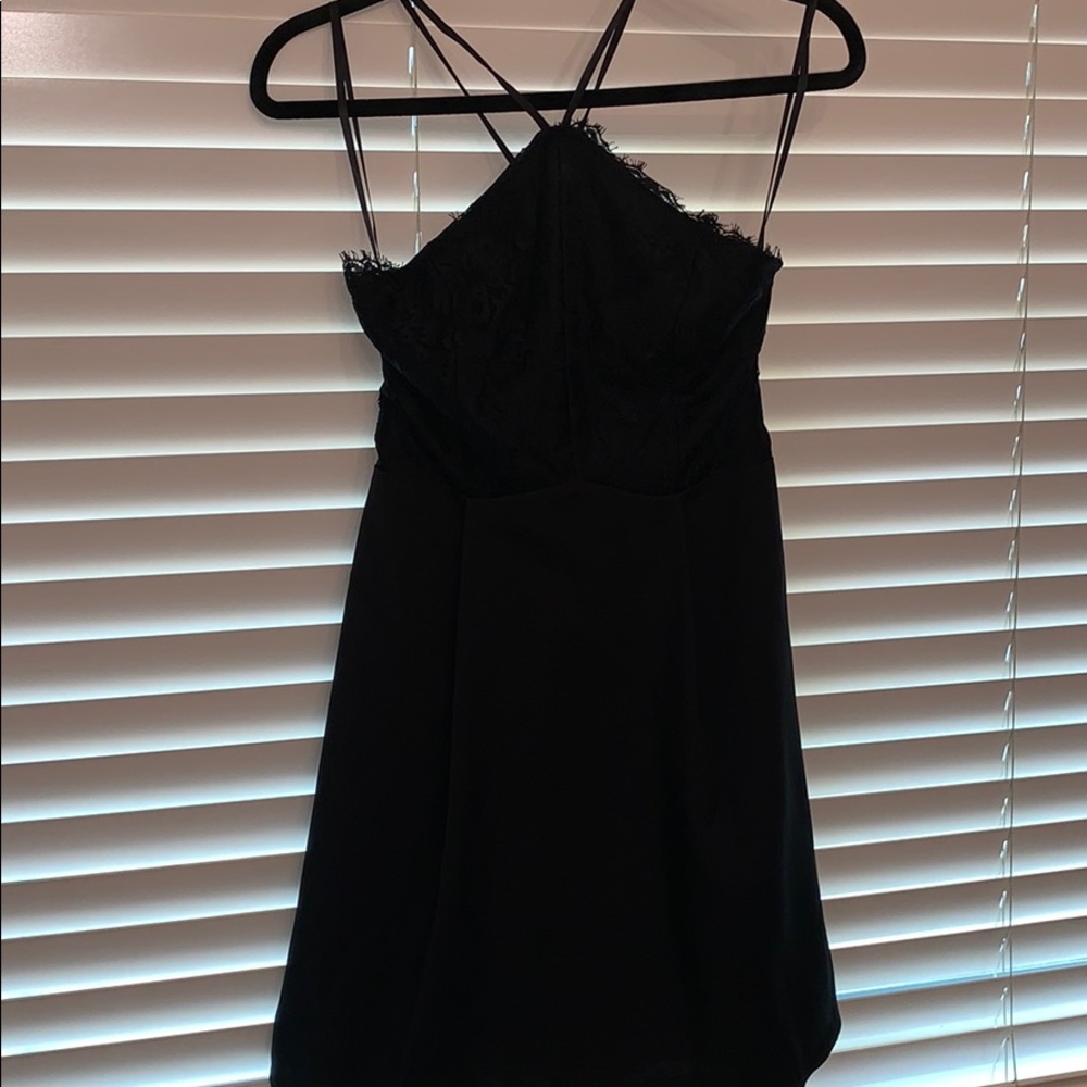 NWOT Lulus black lace dress